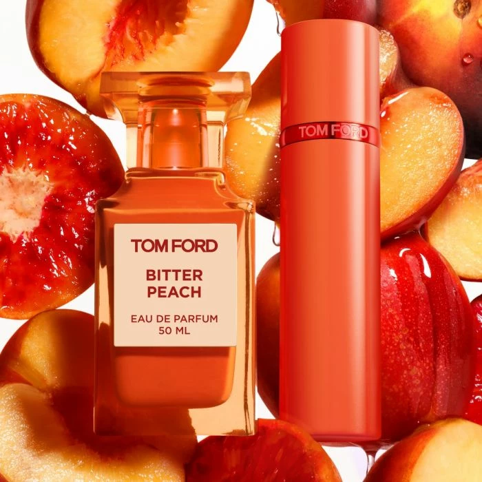 Budget π TOM FORD Bitter Peach Candle 𧨠- Image 2